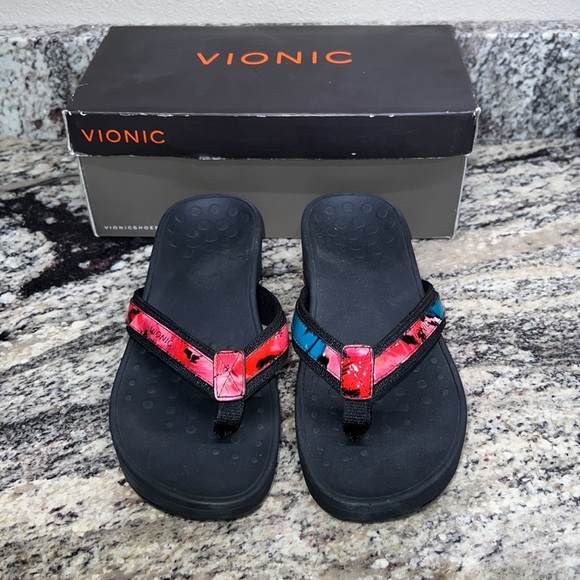 COPY - Vionic pacific high tide black floral shoes, size 9 - Picture 2 of 6